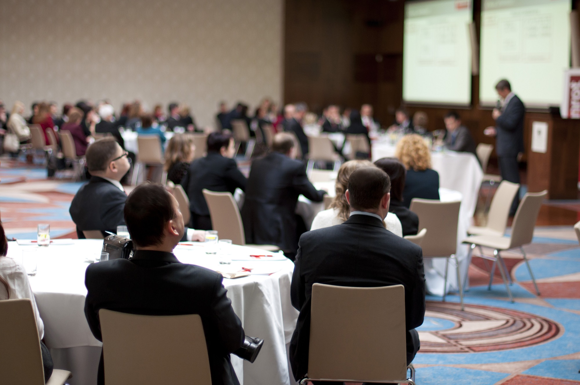 indoor-business-conference-for-managers-min indoor-business-conference-for-managers-min